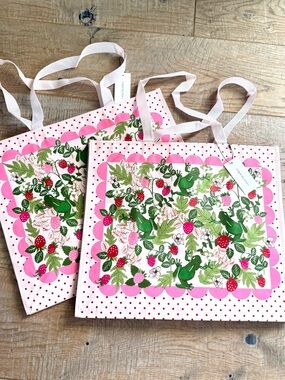 Set of 2 Vera Bradley Market Tote Bags - NWT - Frogberry-Beach Bag -Strawberry